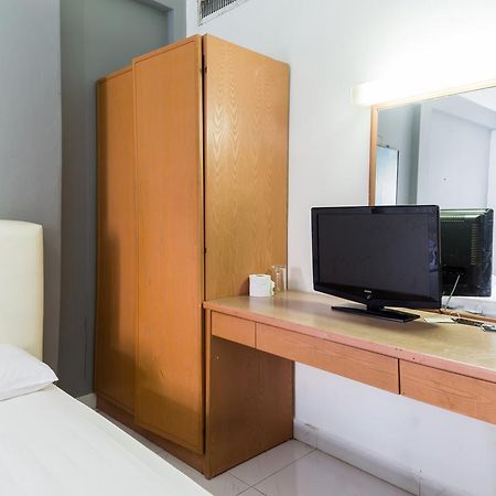 Reddoorz Near Aljunied Mrt Hotel Singapore Exterior foto